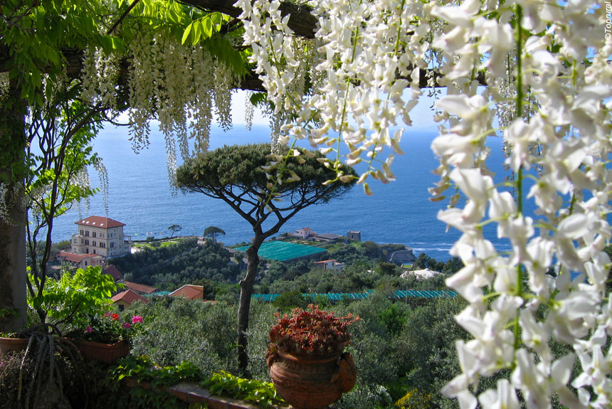 В Кампанье мы остановились в гостевом доме премиум-класса над морем